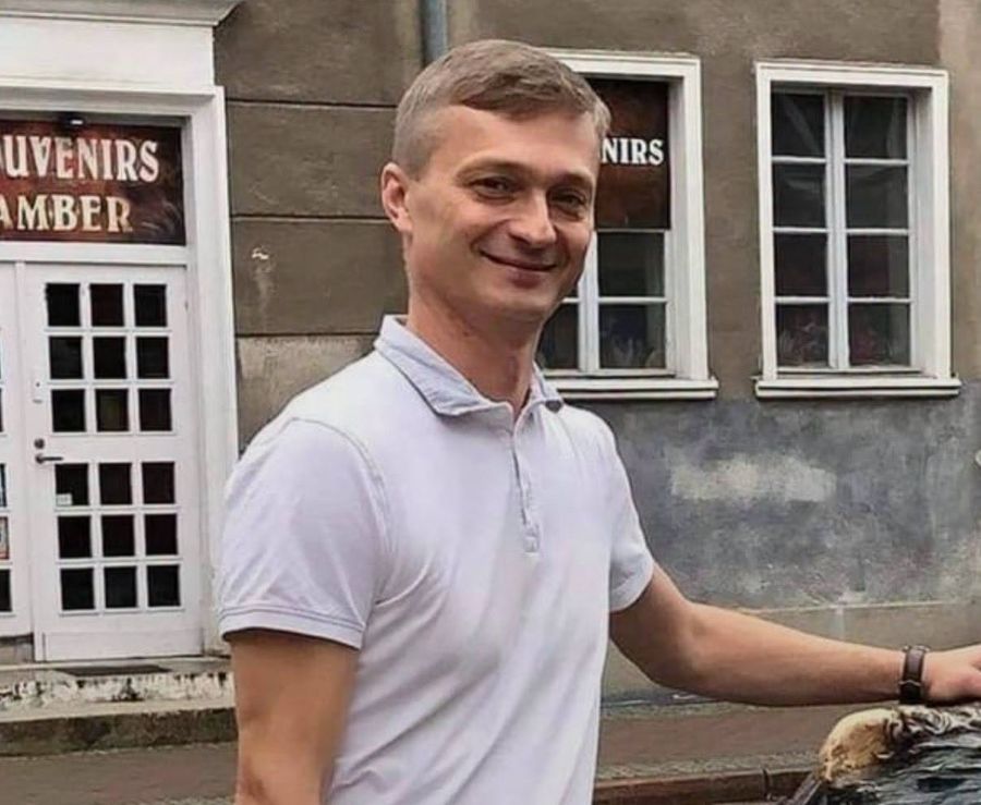 Zaginął 52 - letni mężczyzna. Policja prosi o kontakt osoby, które mogą pomóc w ustaleniu jego miejsca pobytu